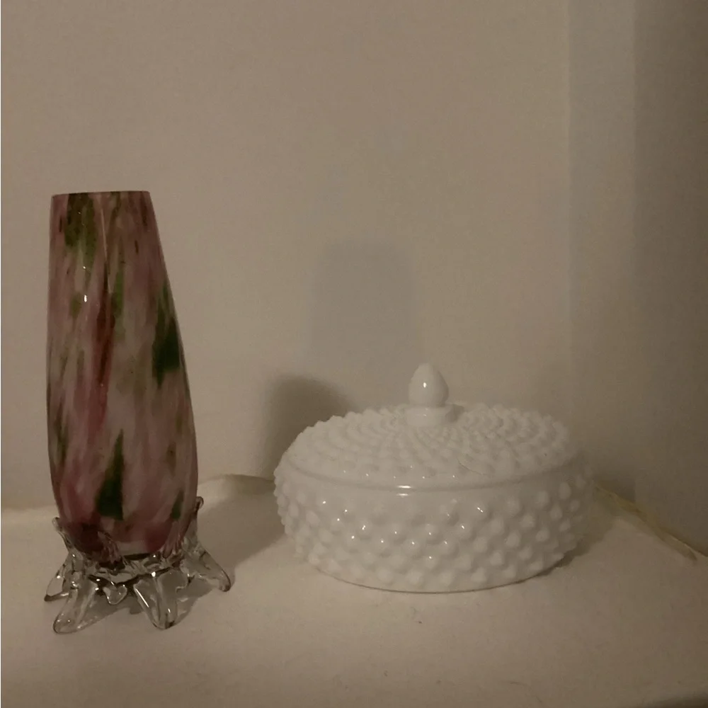 Vintage Tall Slender Fenton Glass Vase